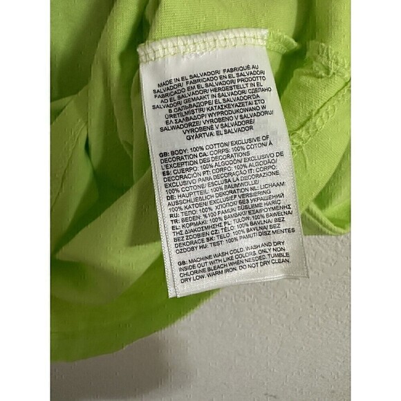 NEW The North Face Tee Size M Womens Short Sleeve Green Tshirt Logo Spellout Top - Picture 5 of 5